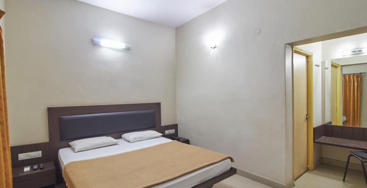 Airlines Hotel Mysore Buitenkant foto